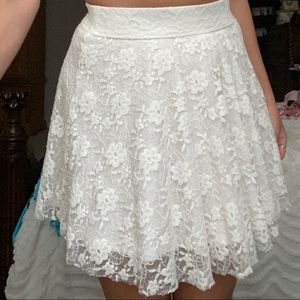 Hollister white lacey skirt